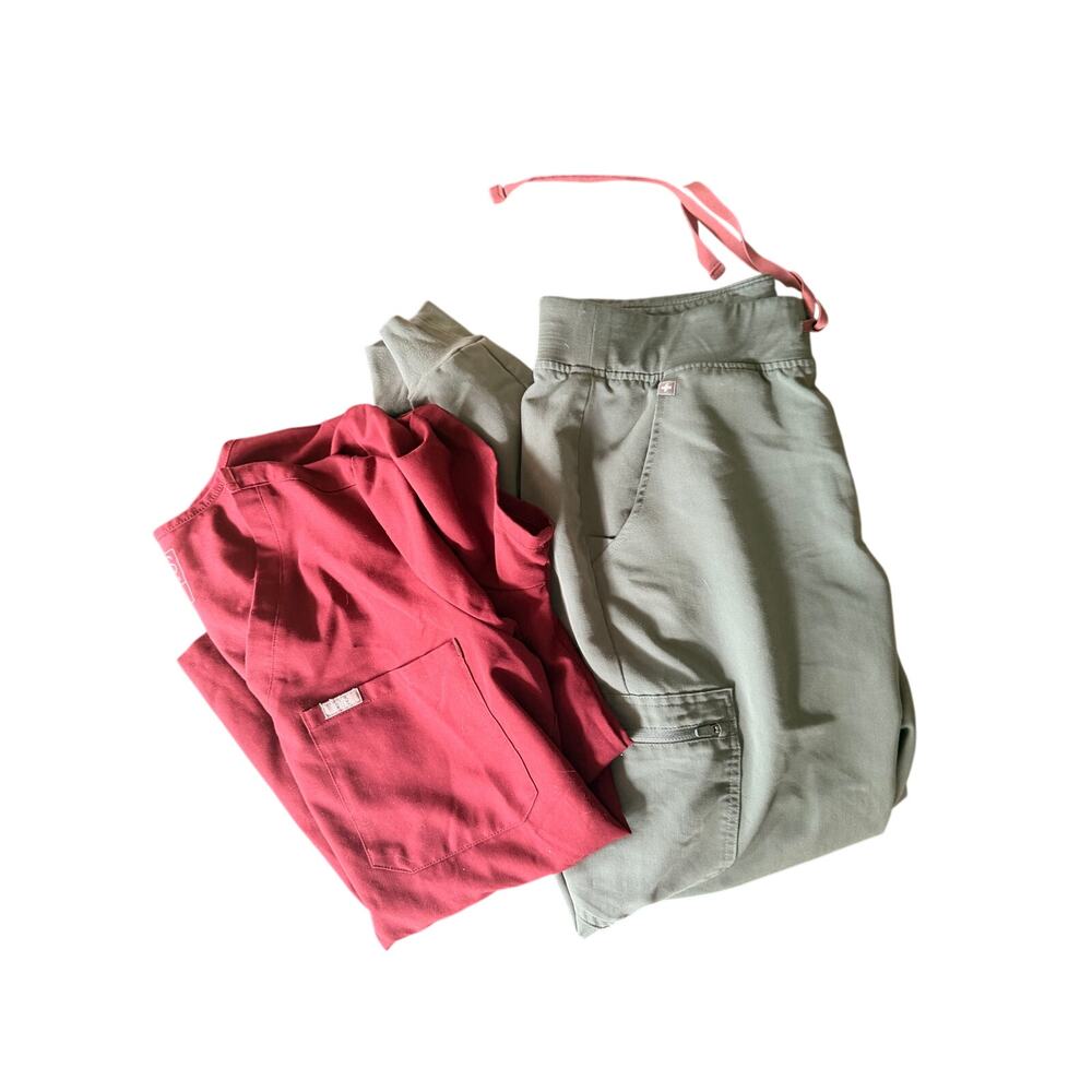 Set of Figs Womens Scrubs Medium Catarina Top Cranberry Medium Zamora  Jogger